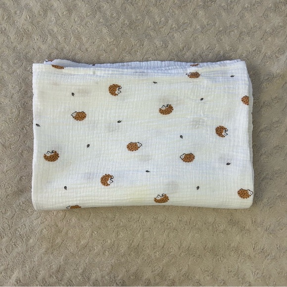 Other - Hedgehog Baby Swaddle Blanket Muslin Brown White Dark Tan Acorns